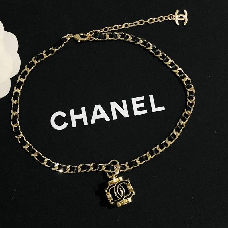 Chanel Necklaces 90